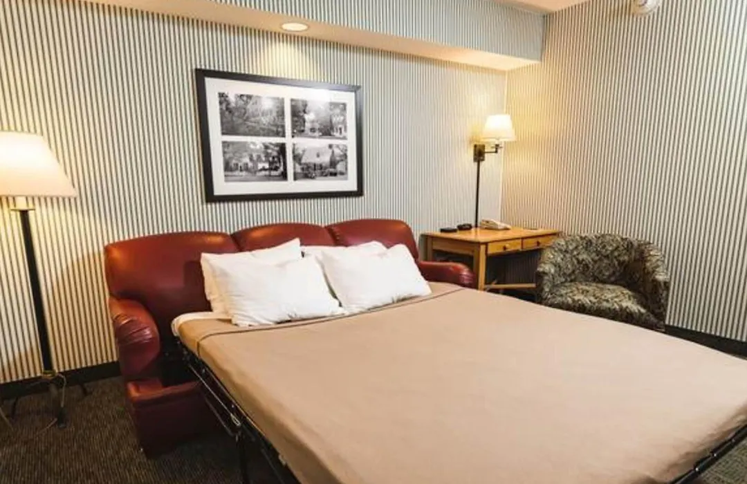 Williamsburg Woodlands Hotel & Suites, An Official Colonial Williamsburg Hotel-1
